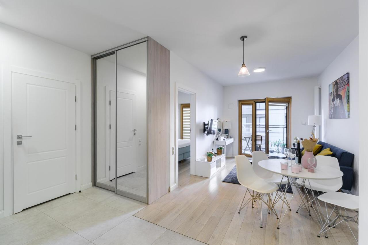 Lumina Luxury Apartments In Mennica Residence Warsawa Bagian luar foto